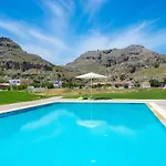 Haus In Kolympia Mit Parkplatz Und Bergblick By Interhome بيت للعطل كولومبيا