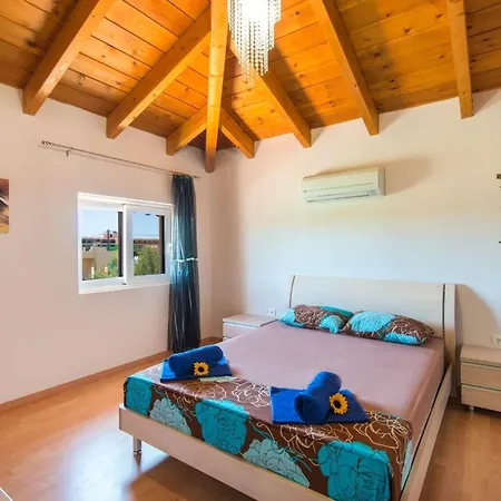 Holiday home Haus In Kolympia Mit Parkplatz Und Bergblick By Interhome Kolymbia